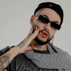 Meet your Posher, Lorena